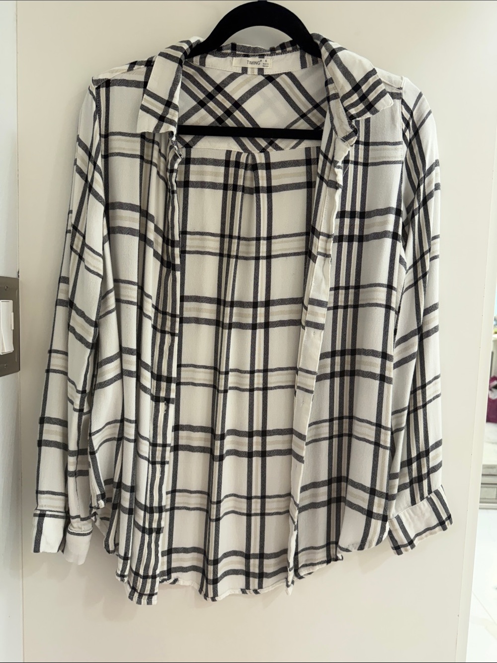 Timing White and Black Plaid Button-Down Shirt